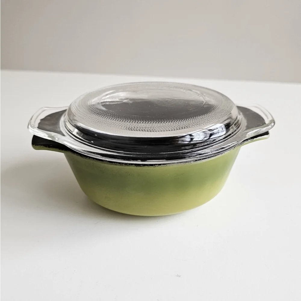 Vintage Anchor Hocking Fire-King 12 oz Olive Green Teflon Ovenware Dish w/ Glass